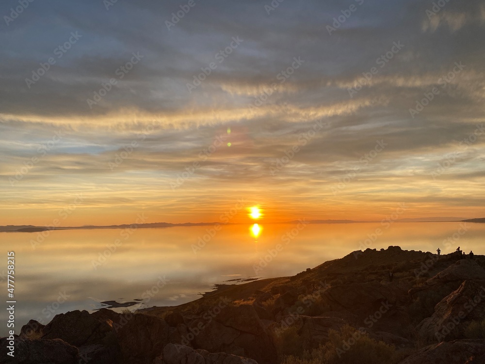 Obraz premium sunset over the sea