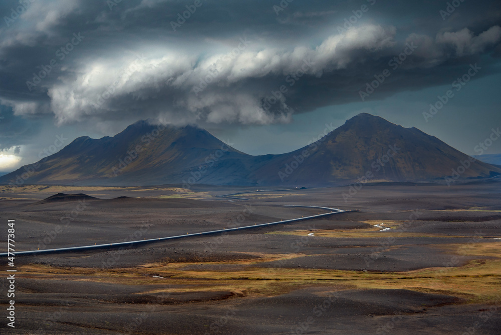 Fototapeta premium Düsteres Island