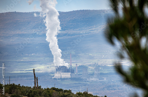 Fotografie Power plant in Arcadia in the central Peloponnese with a nominal capacity of 811