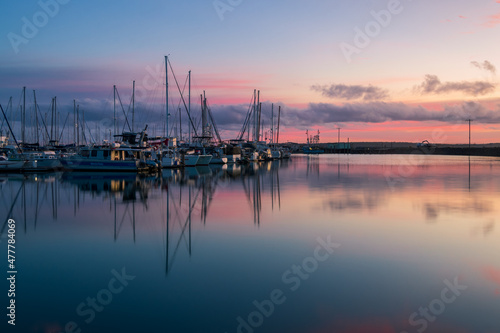 Fototapeta Naklejka Na Ścianę i Meble -  sunset in the harbor