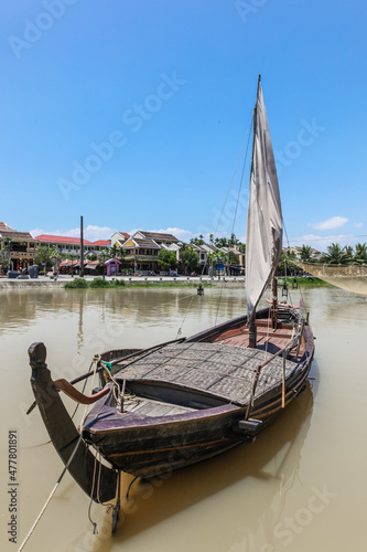 Traditional sailing boat Hoi An - Vietnam