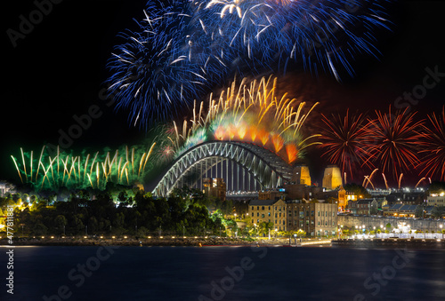Photography Sydney Harbour Bridge New Years Eve fireworks, colourful fire works lighting the