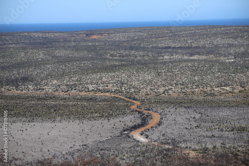 Wallpaper Mural land in the desert Torontodigital.ca
