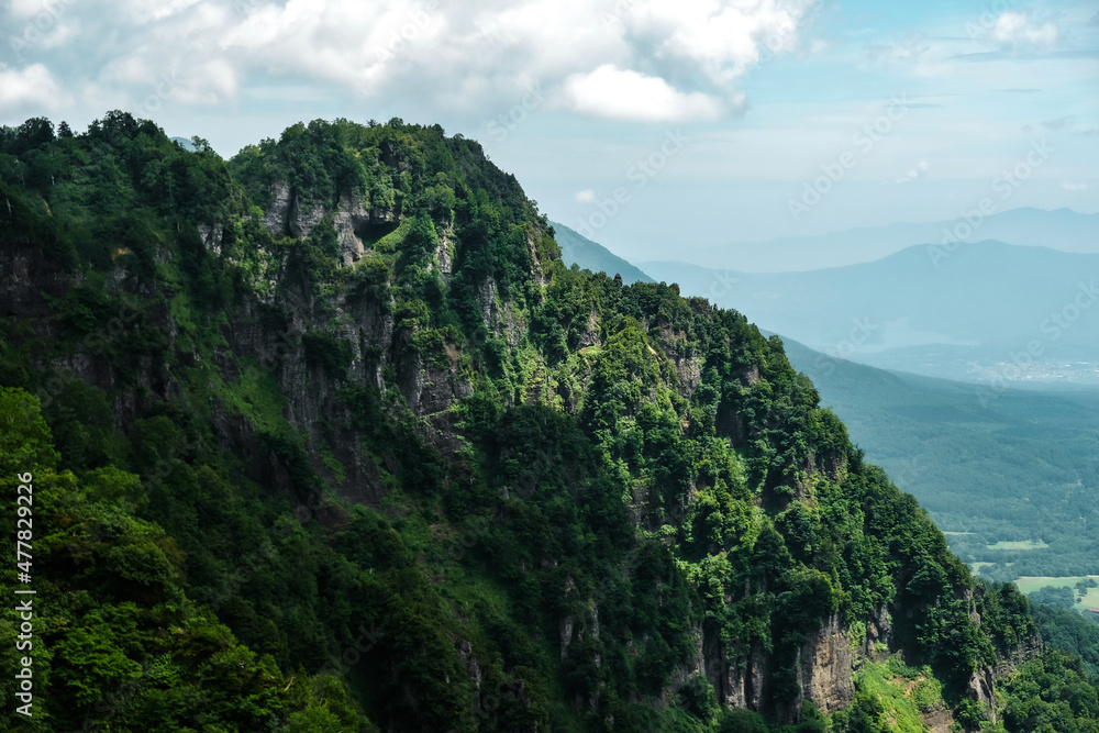 Naklejka premium 夏山登山