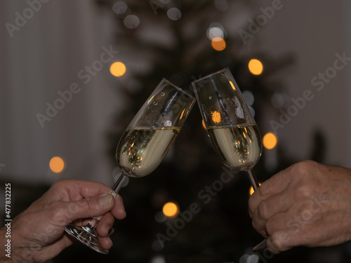 Canvas-taulu Ein Toast mit Sekt, Wein, champain