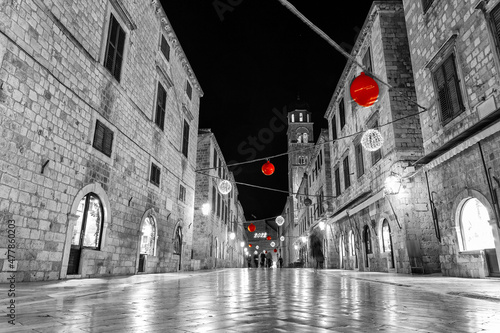 Black and white photo of street in Dubrovnik, Croatia
