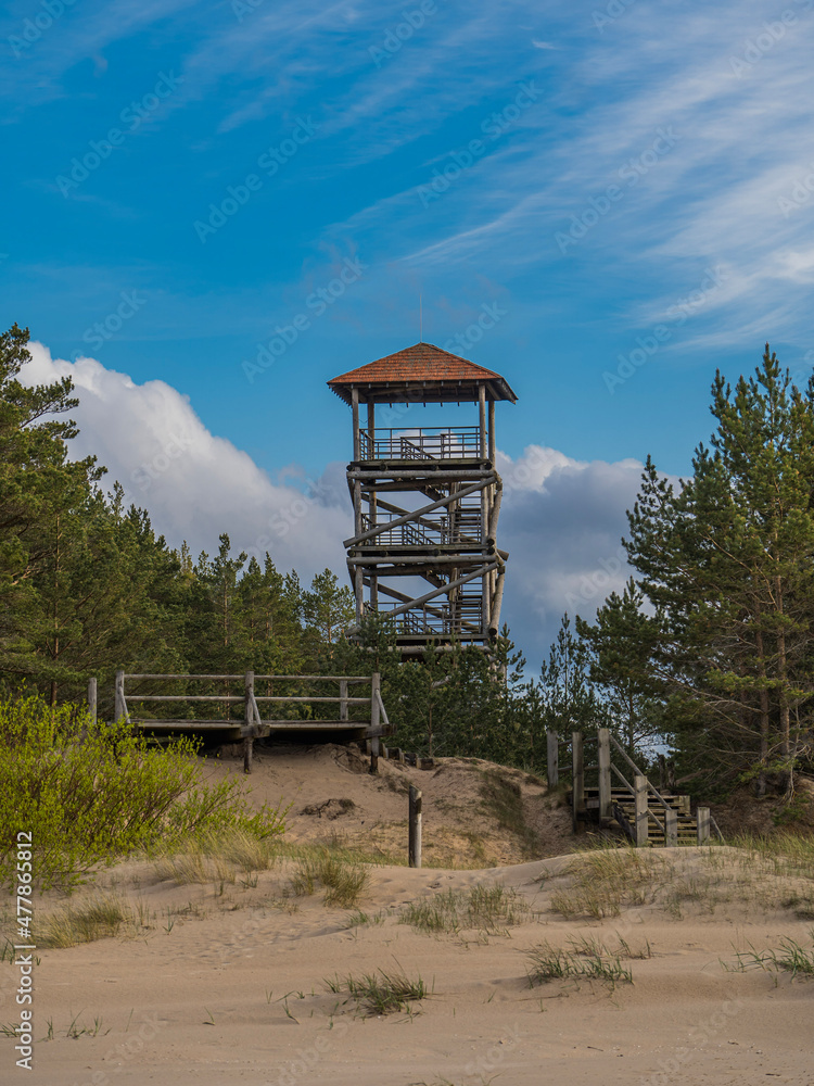 lifeguard hut on the beach