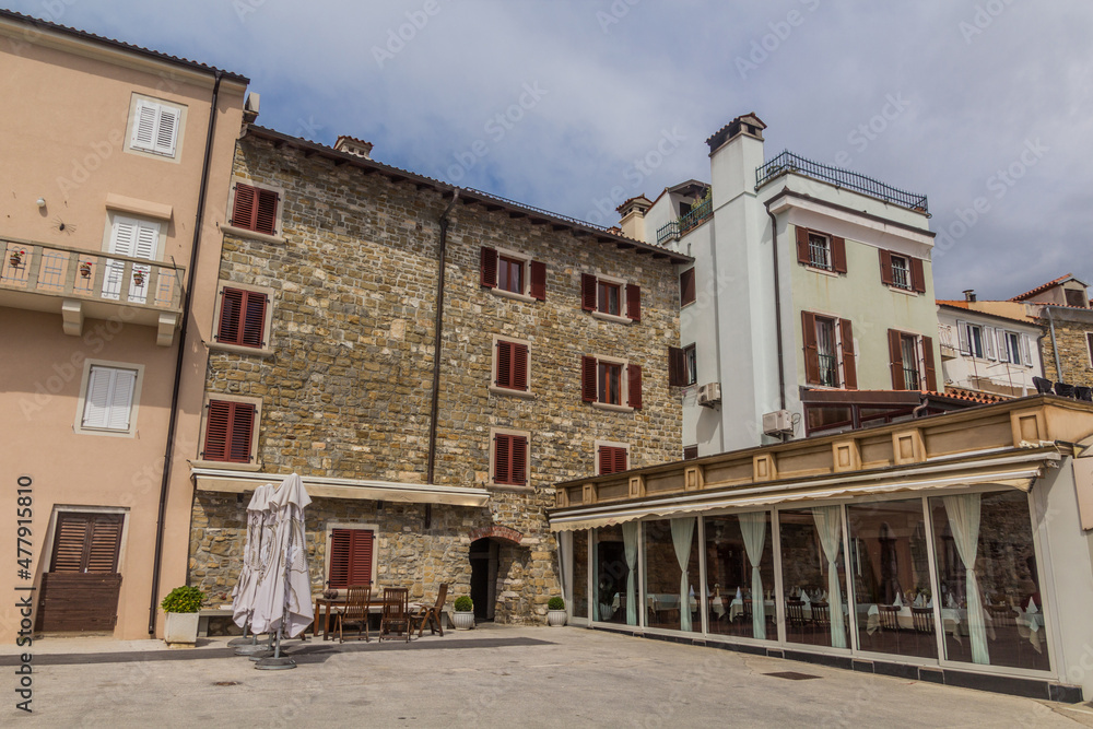 Fototapeta premium Seaside restaurant in Piran town, Slovenia