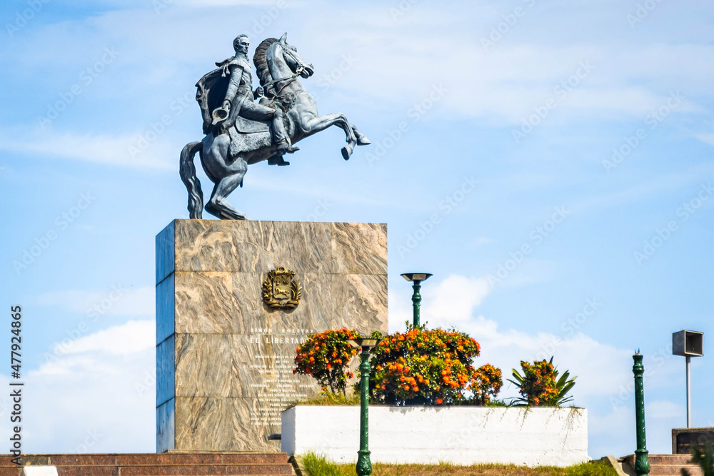 Statue of Simon Bolivar liberator in Caracas Venezuela - obrazy, fototapety, plakaty 