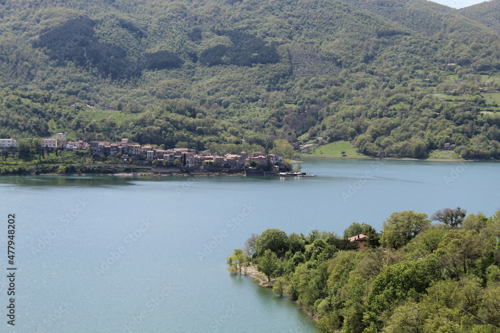 lago del turano e castel di tora lago del turano e castel di tora