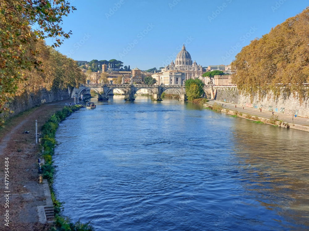 Roma , lungotevere Ponte con San Pietro