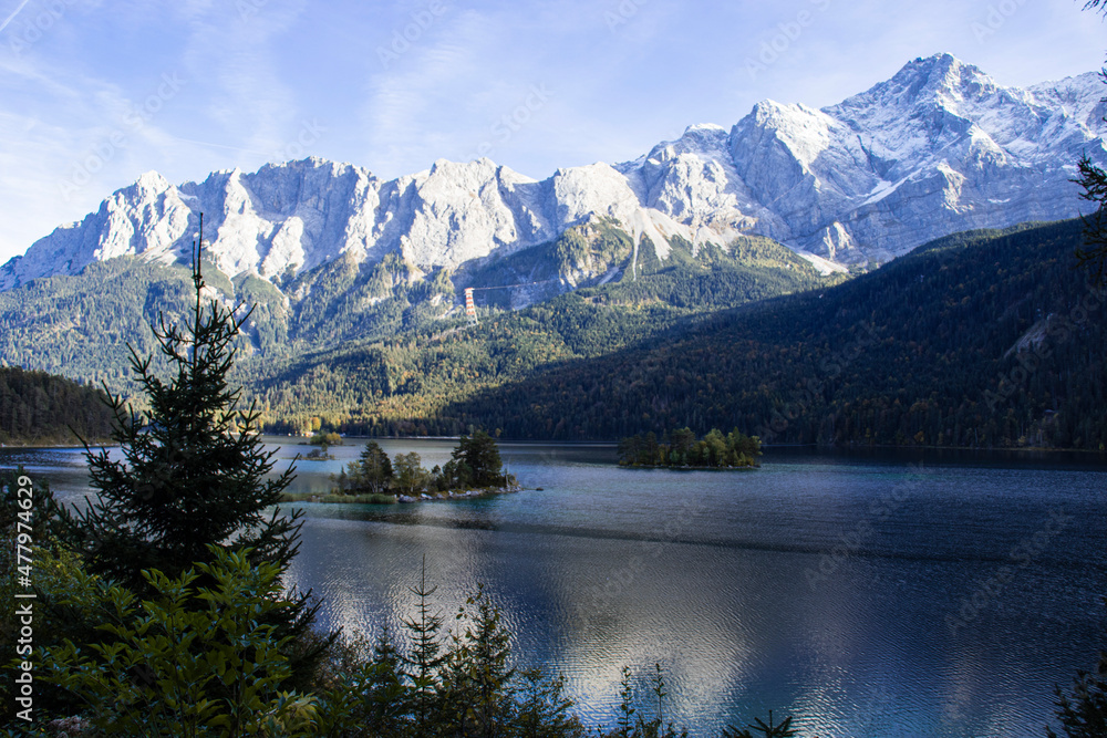 Fototapeta premium Eibsee an der Zugspitze in Grainau, Bayern