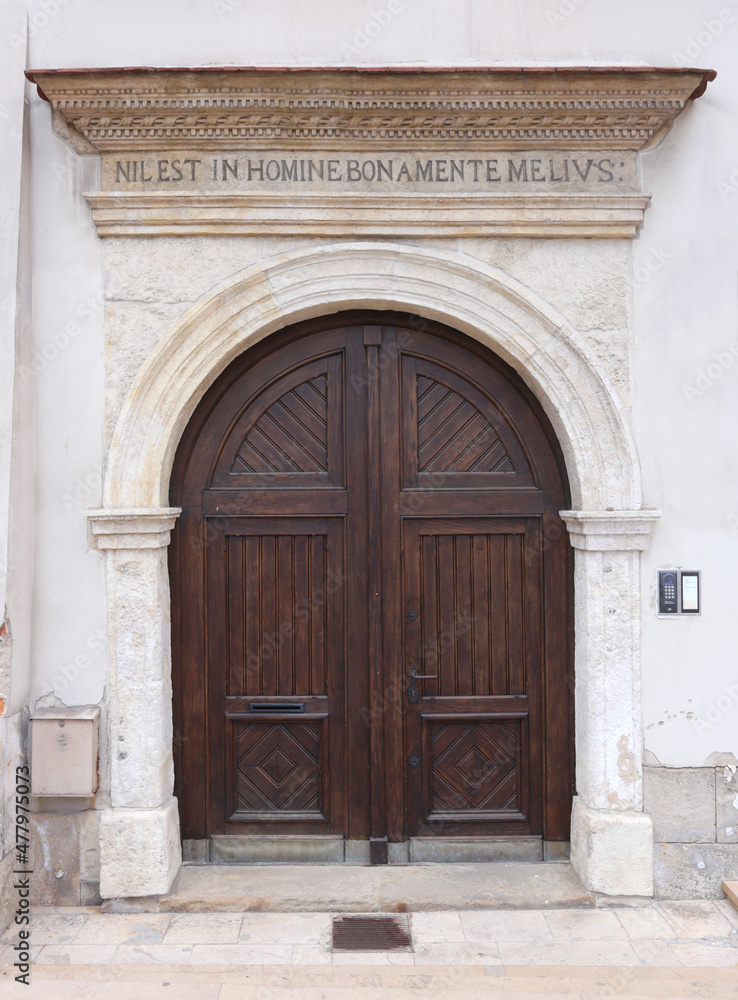 The gate to one of the antique houses in the Old Town.