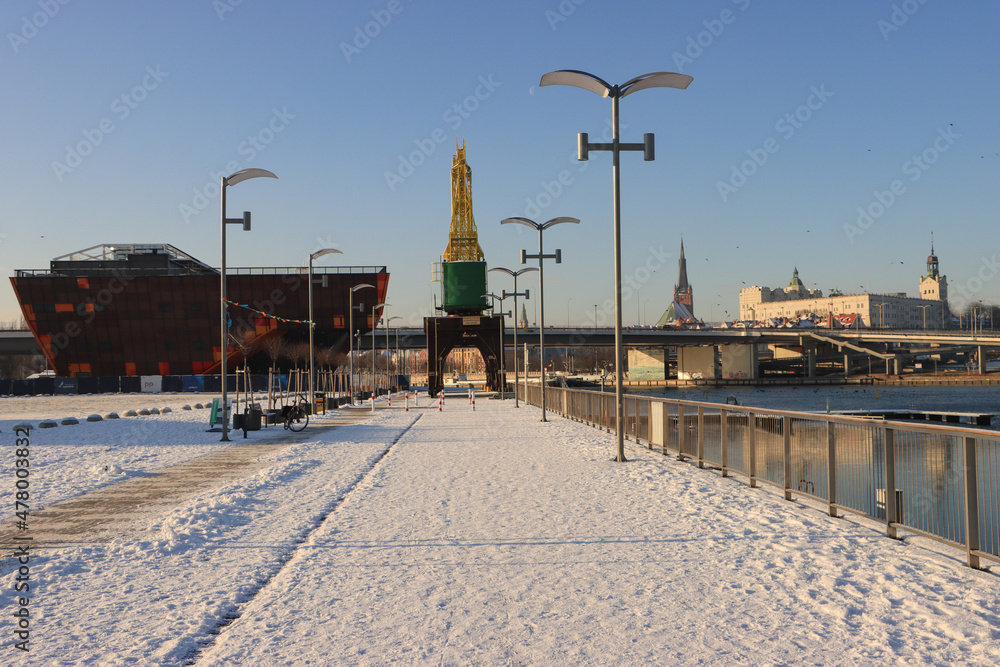 Winter in Stettin (Szczecin); Auf der Hafeninsel Lastadie mit Blick in Richtung Altstadt