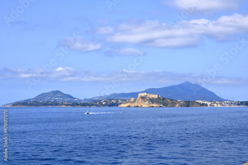 Panoramic view of Procida island from the sea © Dynamoland