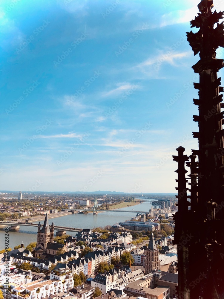 Obraz premium Städteblick über Köln