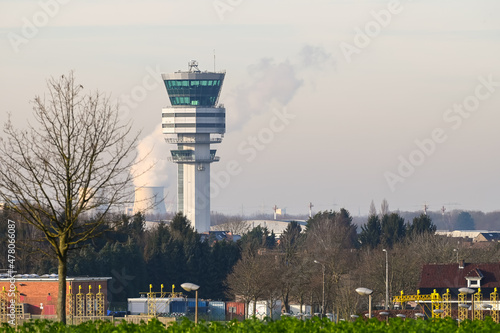 aeroport tour controle avion transport Bruxelles Brussels Airport photo