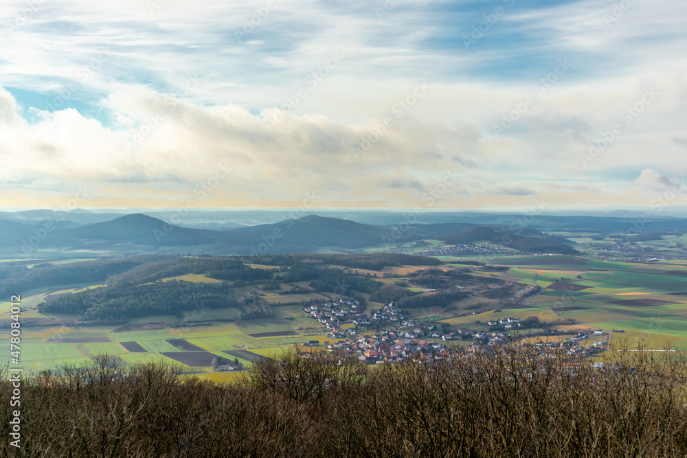 Obraz premium Winterwanderung durch die schöne Vorderrhön bei Mansbach - Hessen