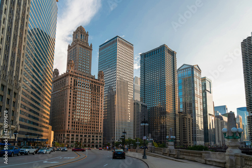 Panorama cityscape of Chicago downtown and River with bridges at day time, Chicago, Illinois, USA. A vibrant business neighborhood © VideoFlow