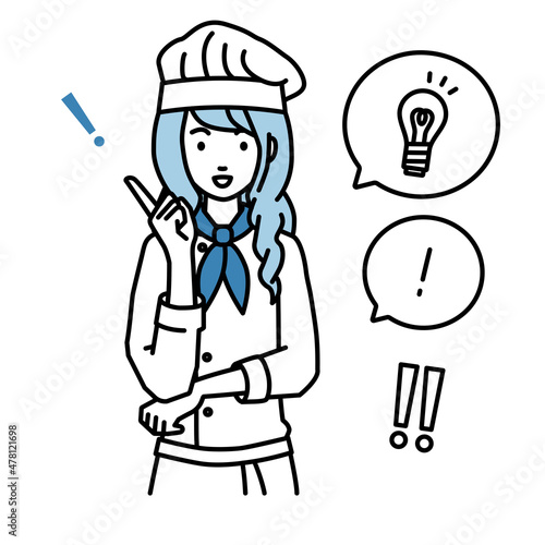 立って素晴らしいアイデアをひらめいた調理師の女性 フキダシに電球と感嘆符のセット