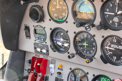 Cockpit interior instruments of a Robin DR-400 plane