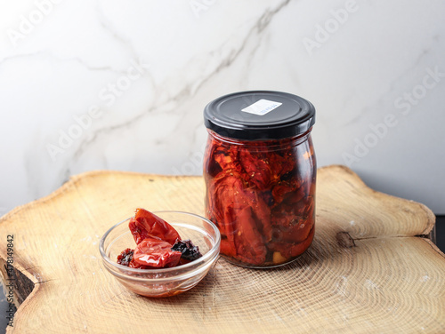 sun-dried tomatoes in oil