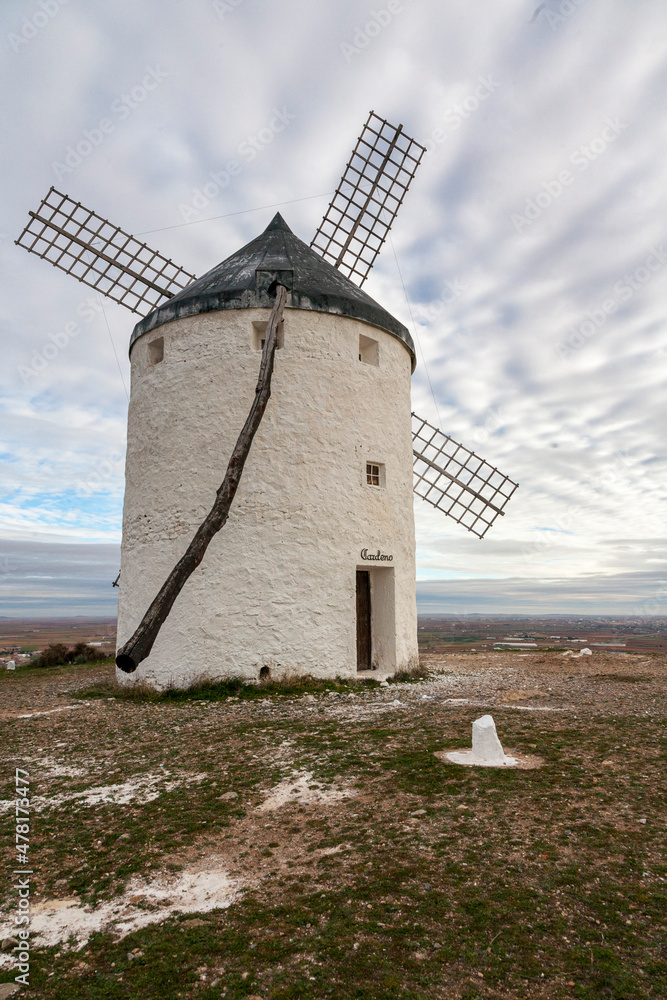 Windmühlen von Consuegra in der La Mancha, Spanien