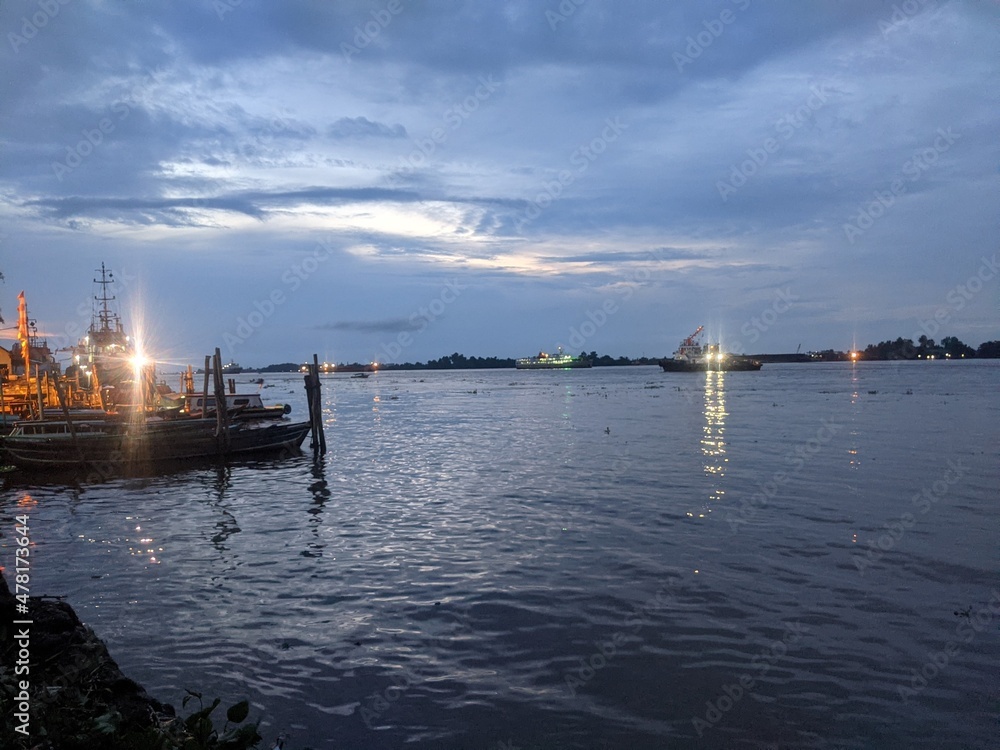 Naklejka premium sunset