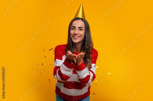 Canvas Print That's my holiday! Portrait of an excited and happy young gorgeous woman in birt