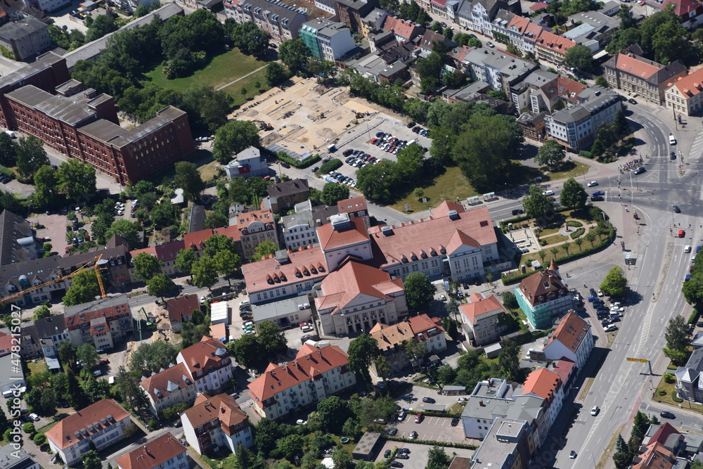 Greifswald, Innenstadt mit Vorpommerschen Landestheater 2016