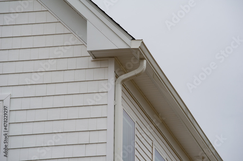 house with new seamless aluminum rain gutters