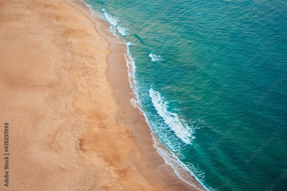 Vista aérea da praia da Nazaré, em Portugal