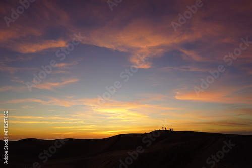 sunset in the desert © byunghwa