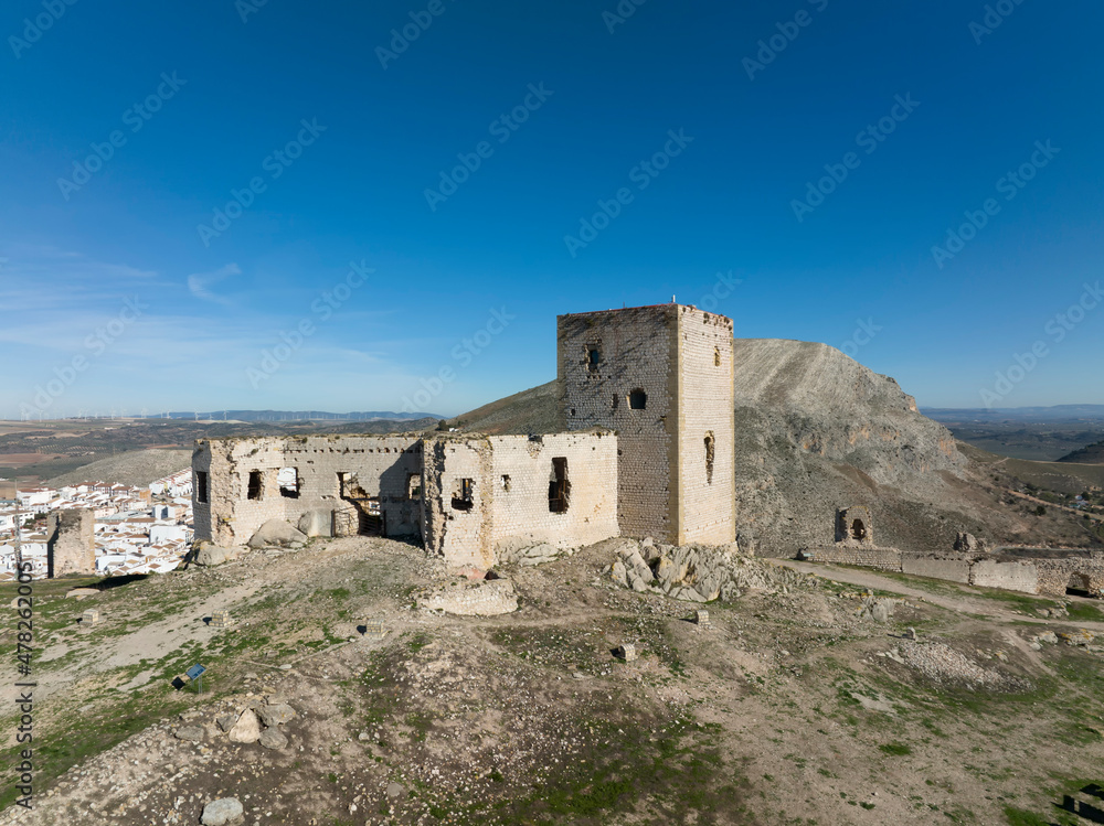 Antiguo castillo almohade de la Estrella en el municipio de Teba provincia de Málaga