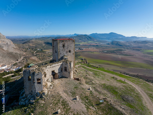 ruinas del castillo almohade de la Estrella en el municipio de Teba provincia de Málaga, España