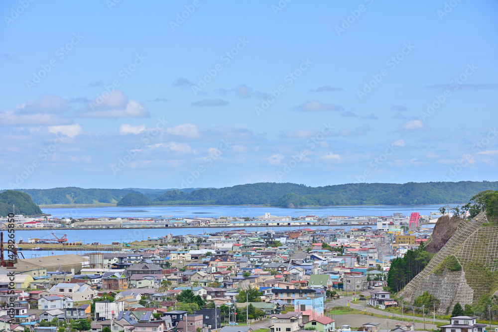 北海道　東部　アイカップから望む厚岸市街
