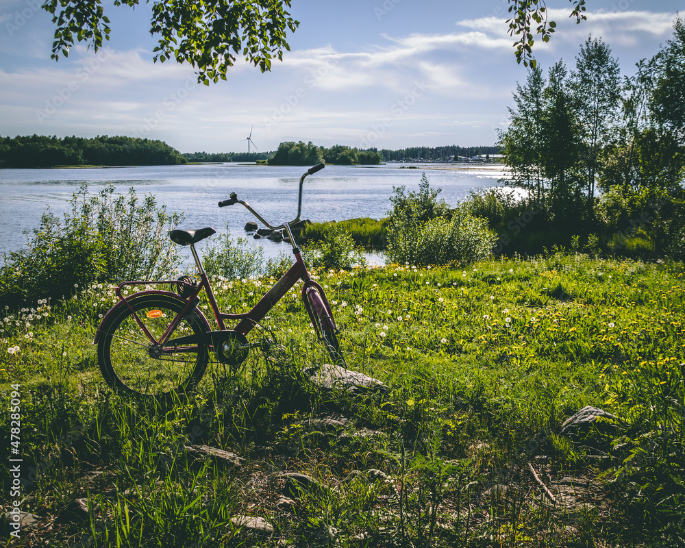 Naklejka premium Summer bike on the beach
