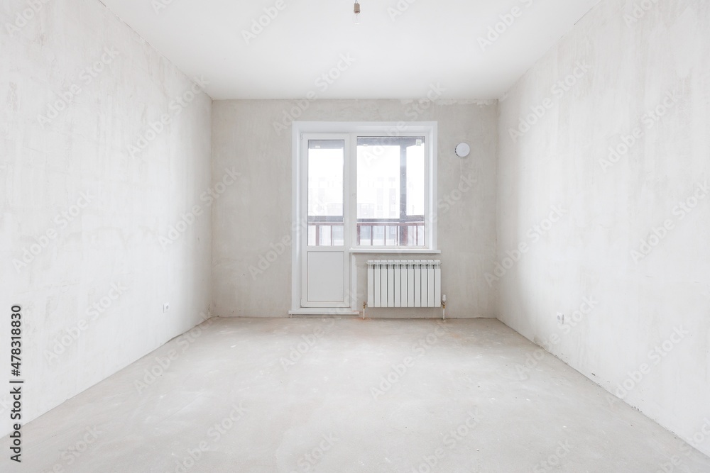 Fototapeta premium interior of the apartment without decoration in gray colors