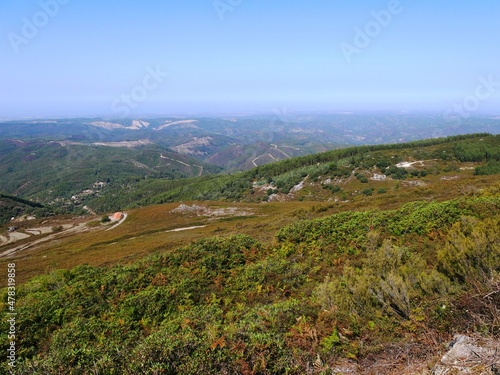 Vue panoramique sur la Serra de Monchique dans la région de l'Algarve au Portugal