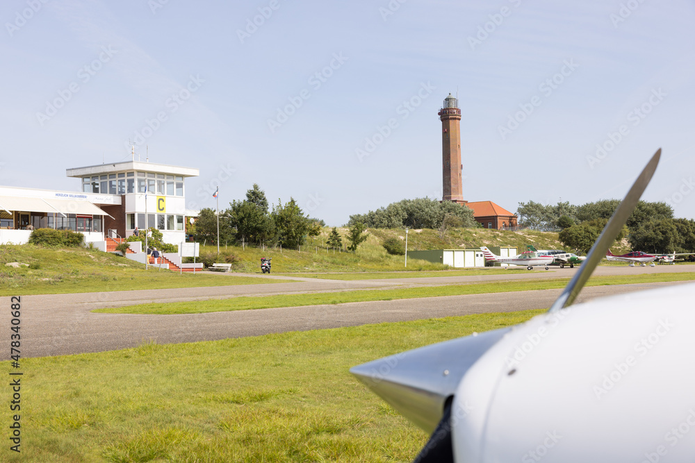 Flugplatz von Norderney und Leuchtturm Norderney Flugplatz von Norderney und Leuchtturm Norderney
