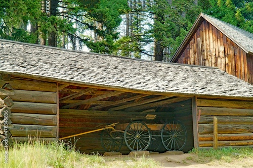 wagon barn