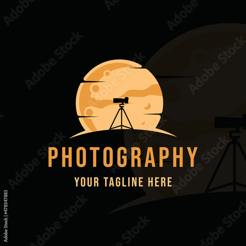 silhouette camera at the moon logo modern vintage vector illustration template icon graphic design. photography sign or symbol for professional photographer