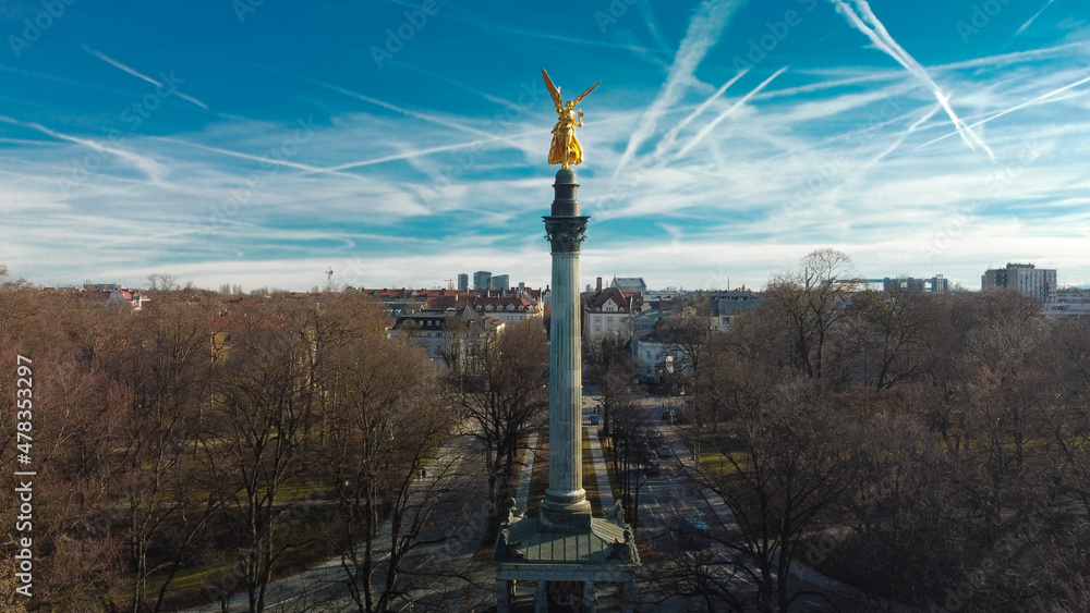 Obraz premium Friedensengel München 2022 , Drohnenaufnahme