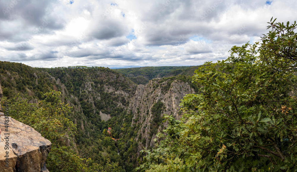 Panoramablick vom Hexentanzplatz auf das Bodetal Panoramablick vom Hexentanzplatz auf das Bodetal