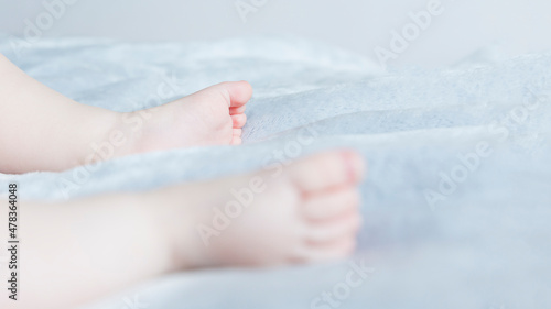 Obraz na plátne Close-up view of baby feets.