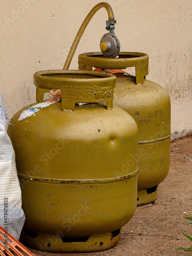 golden cooking gas cylinders