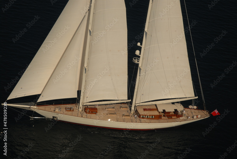 Sea life sailing yacht boat gweilo a schooner style yacht Sea life sailing yacht boat gweilo a schooner style yacht