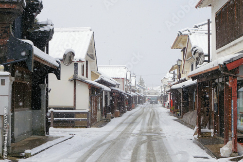 丹波篠山市　雪の河原町妻入商家群　1月
