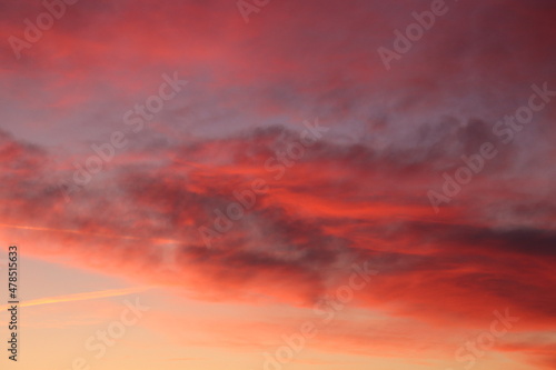 pink sky while sunset in the clouds 