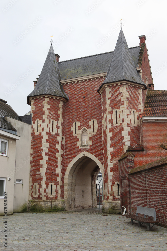 View of the 'Koepoort' in Ninove, East Flanders, Belgium. The 15th century building is the only remaining city gate house in the town, and is a historic touristic landmark.